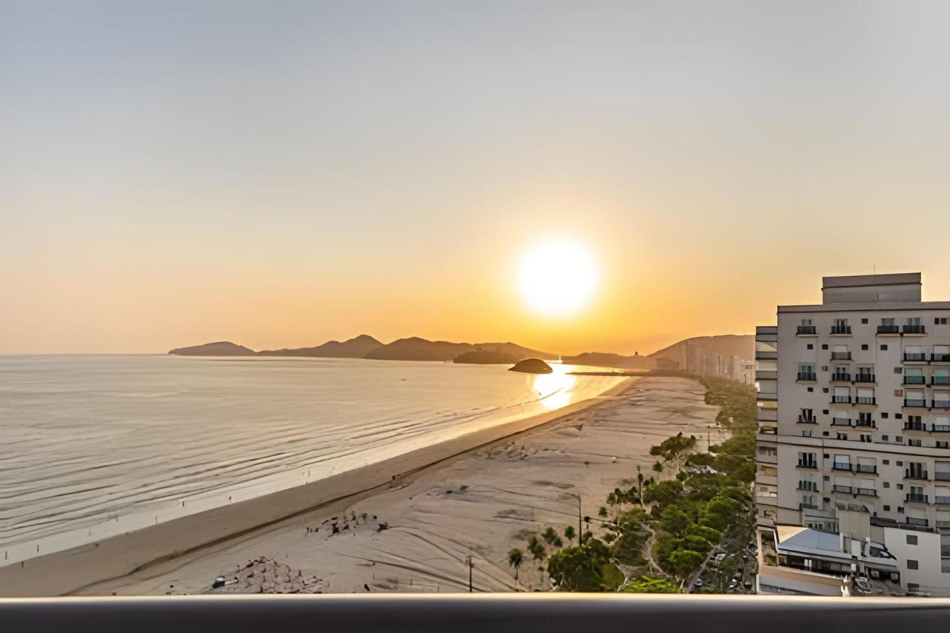 Apartamento Flat Com Piscina Na Frente Da De *
